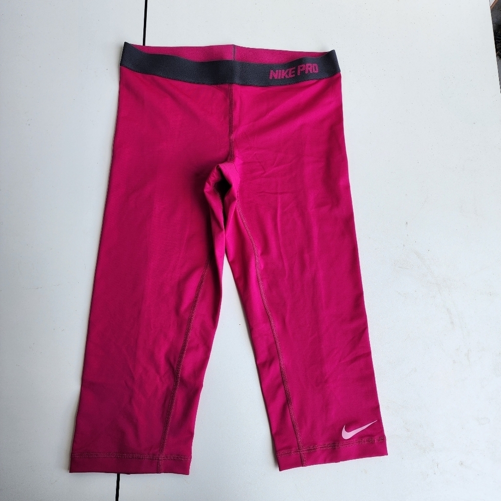 Nike Pro Womens Hot Pink Cropped Leggings Capri Dri Fit M